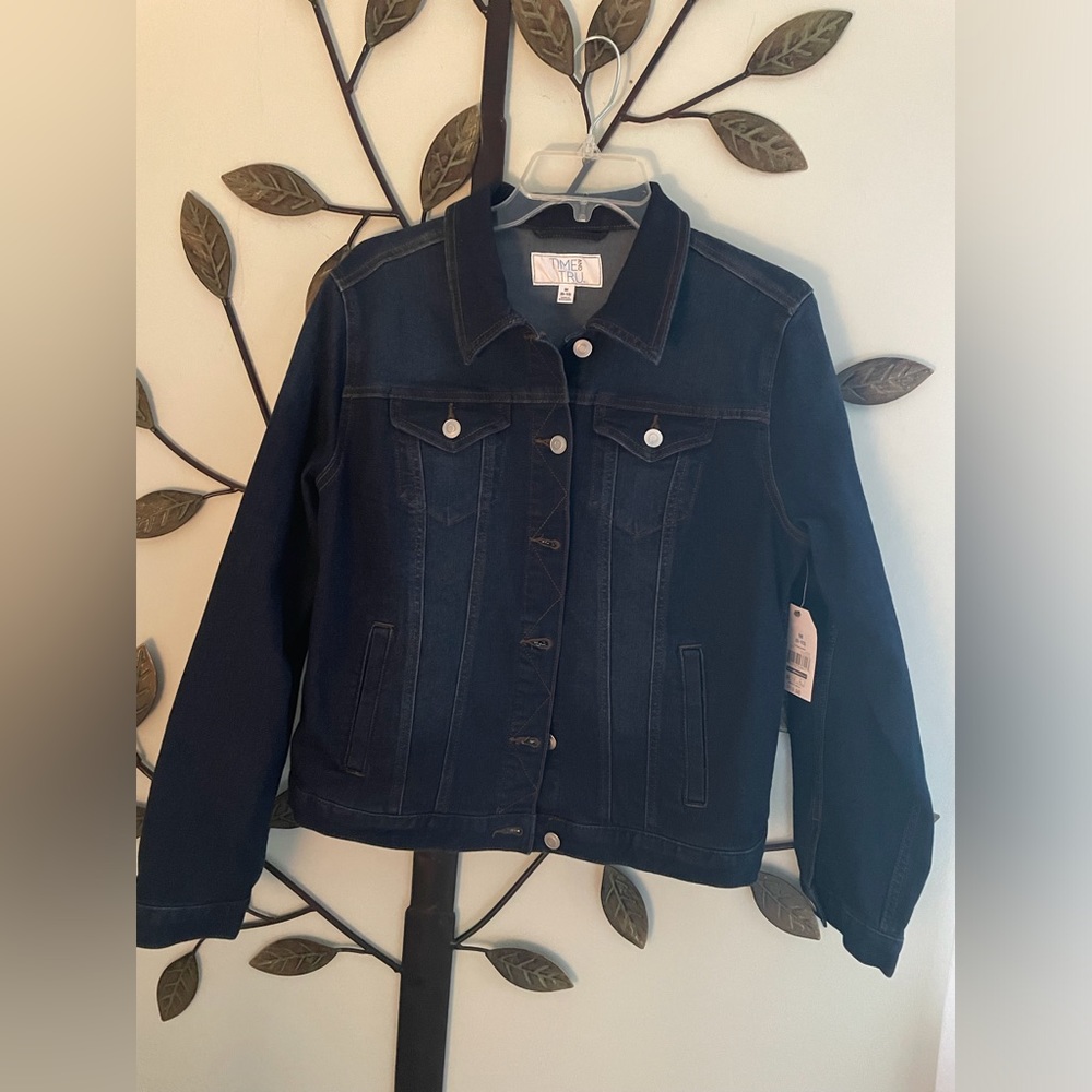 Time & Tru denim jacket